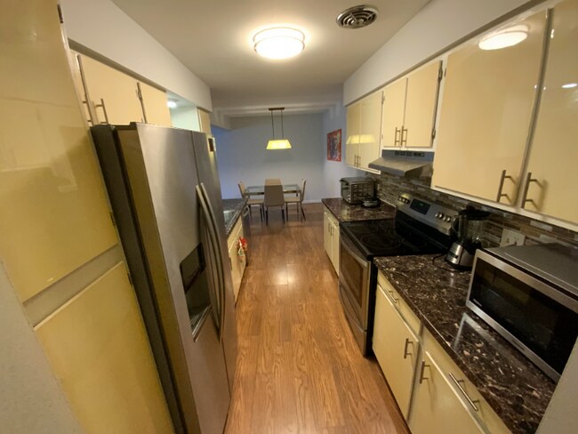 Foto del edificio - 1025 Randolph St