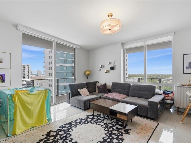 Foto del edificio - 1010 SW 2nd Ave
