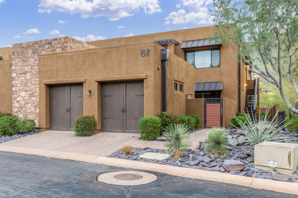 Primary Photo - FULLY FURNISHED, CAVE CREEK Mountain side ...
