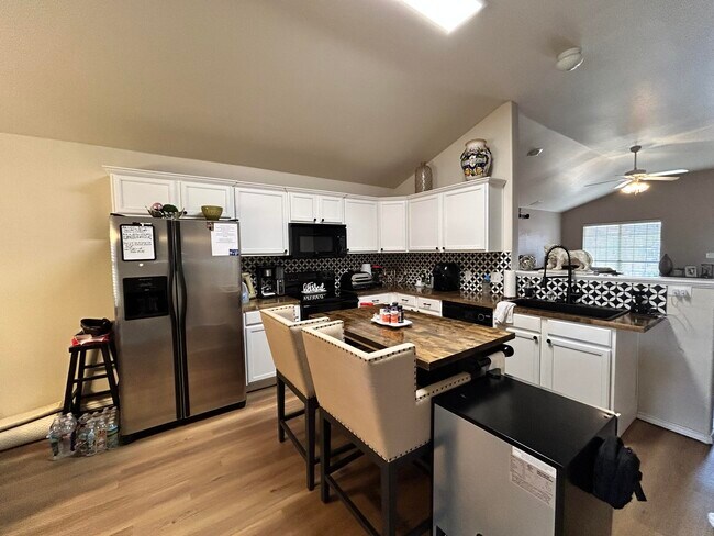 Foto del edificio - 9305 Quitman Ave