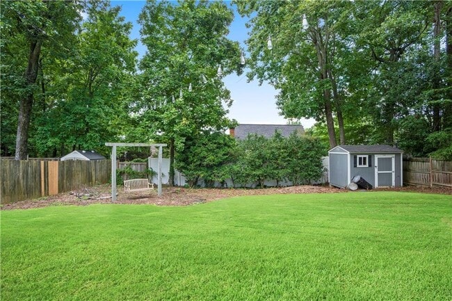 Building Photo - 914 Willivee Dr