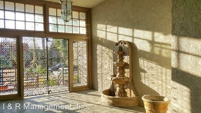 Foto del edificio - 2 br, 2 bath Apartment - 5914 Buffalo Ave.