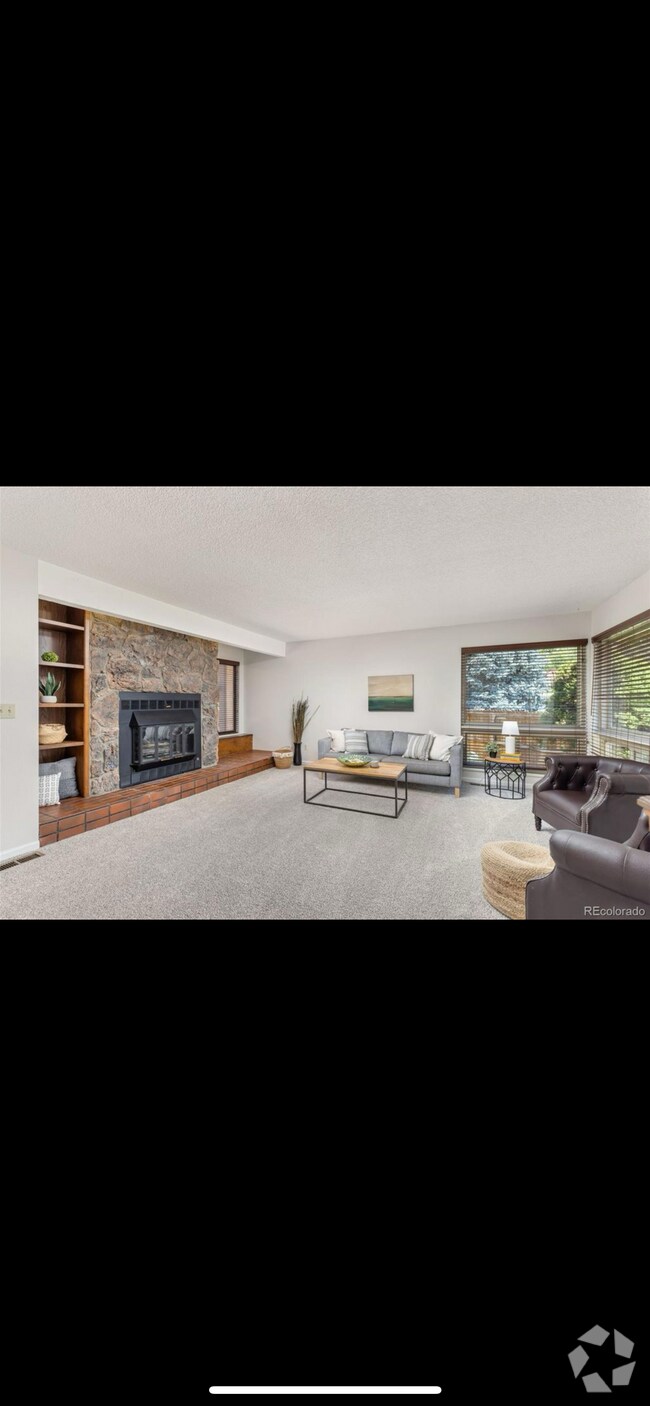 Hallcrafts Village East Student Apartments for Rent Aurora, CO 1