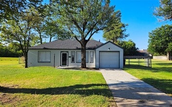 Building Photo - 2804 Croydon Ct