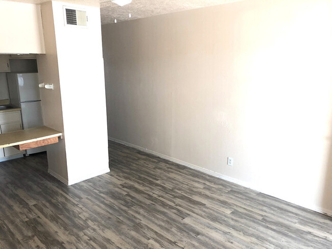 Foto del edificio - 386 57th St NW