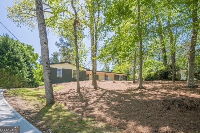 Foto del edificio - 3350 Pine Meadow Rd NW