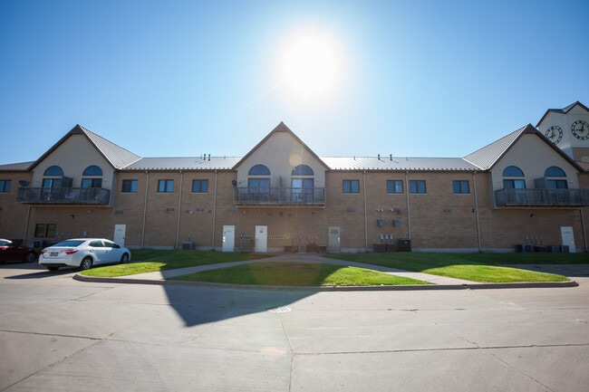 Building Photo - 2570 Westwinds Dr