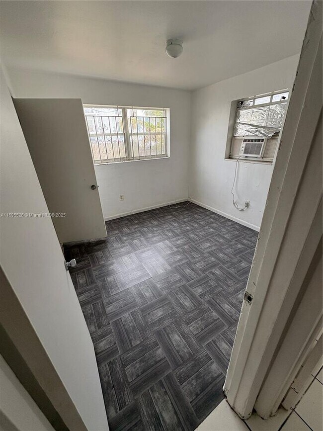 Building Photo - 1474 NW 61st St