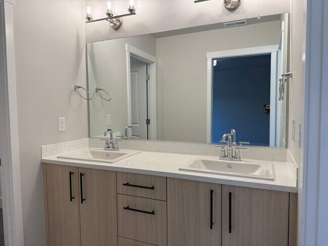 Foto del edificio - 9706 NE 29th Ave