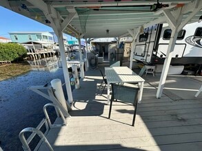 Building Photo - 6099 Overseas Hwy