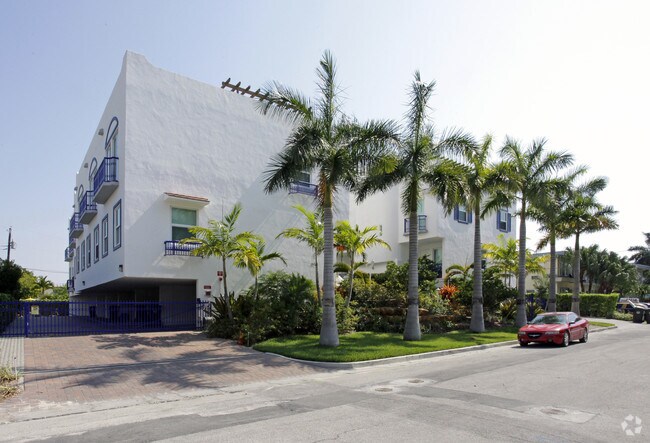 Building Photo - Lotus Townhomes