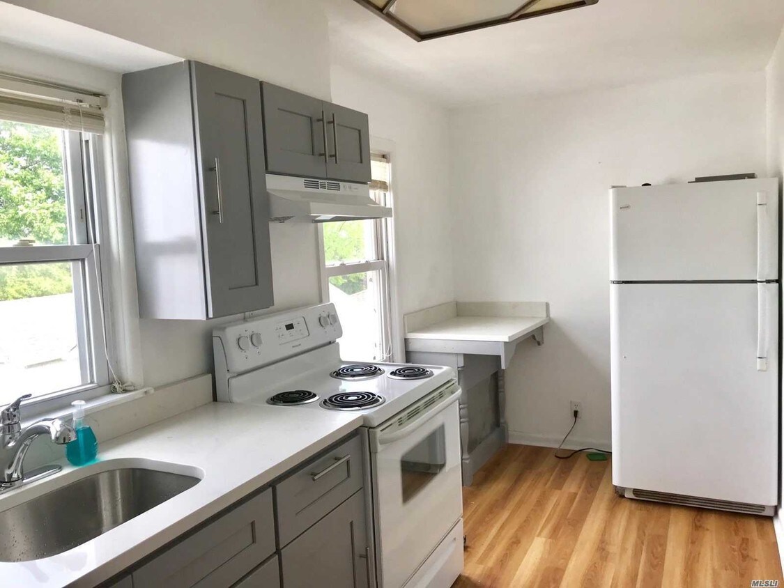 193 Horton Ave, Valley Stream, NY 11581 House Rental in Valley Stream, NY