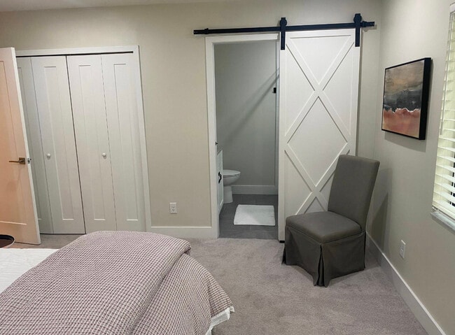 Foto del edificio - 413 S Melville Ave