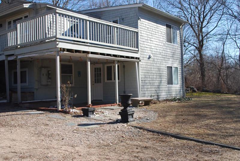 Primary Photo - 120 Bonnet Shores Rd
