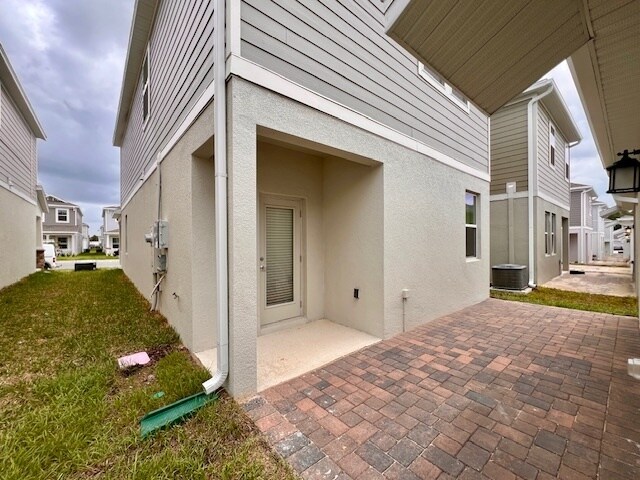 Foto del edificio - 2024 TWO STORY 4 BEDROOM 3 BATH HOME - MOV...