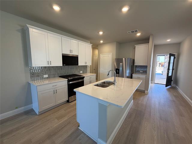 Building Photo - 1740 Arches Rd