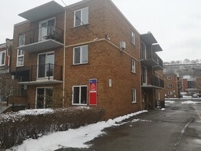 Building Photo - 162 Young St