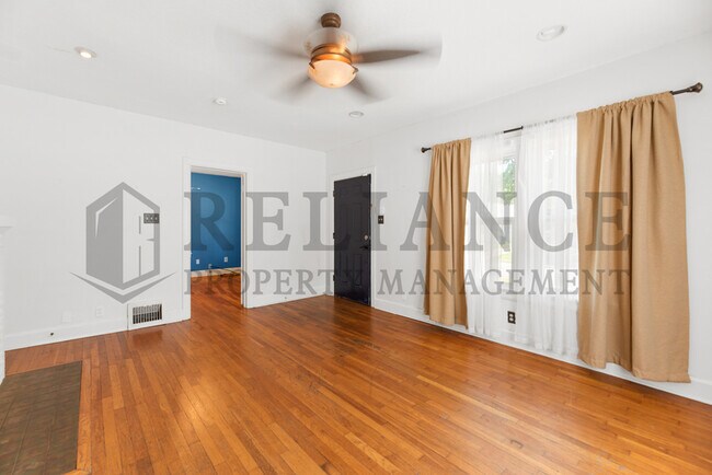 Foto del edificio - 601 N Pershing St