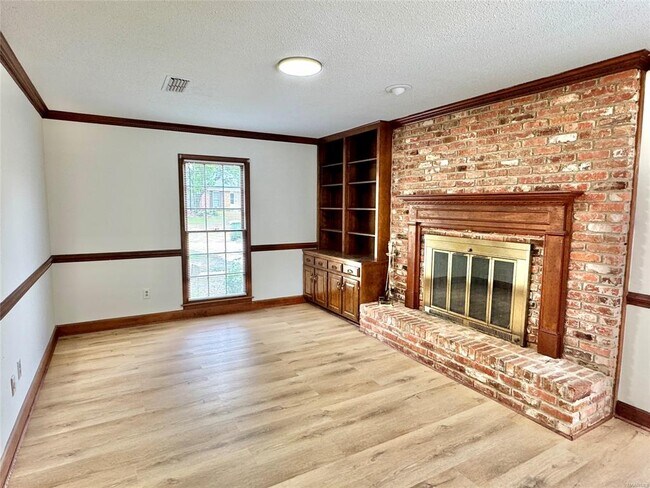 Foto del edificio - 2905 Willow Ln Dr