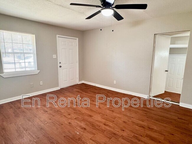 Foto del edificio - 2818 NW 31st St
