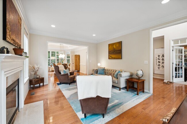 Foto del edificio - Stunning 5bd/4.5ba Home Near Duke Universi...