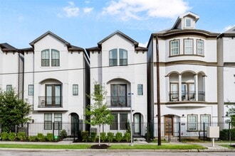 Building Photo - 211 Milby St