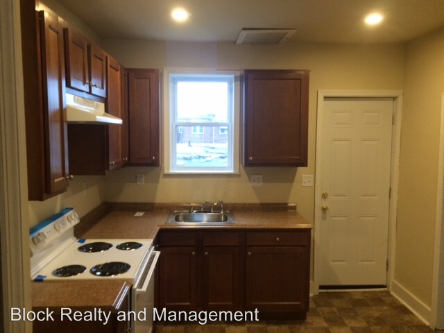 Foto del edificio - 3 br, 1 bath House - 101 W 27th St