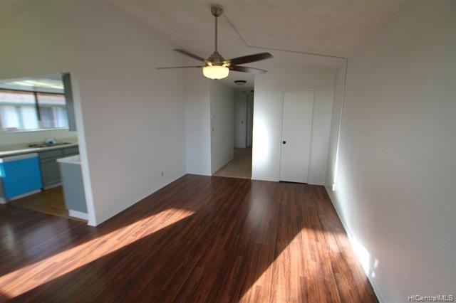 Building Photo - 98-1696-1696 Kaahumanu St