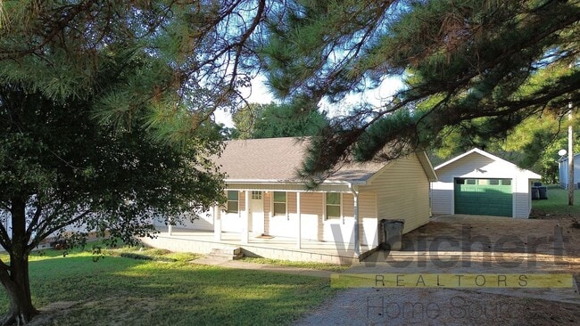 Building Photo - Charming 3 Bedroom, 2 Bath Home for Rent