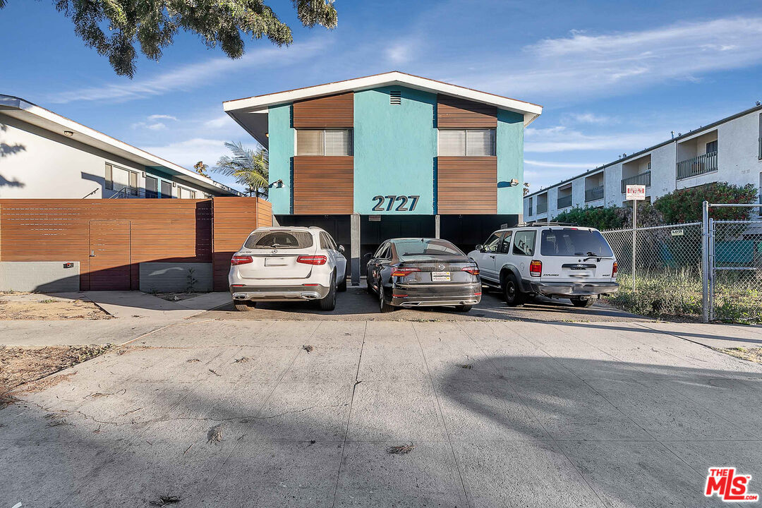2727 Abbot Kinney Blvd Unit 10, Los Angeles, CA 90291 Room for Rent