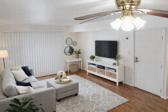 Building Photo - 1331 E Ports O Call Dr