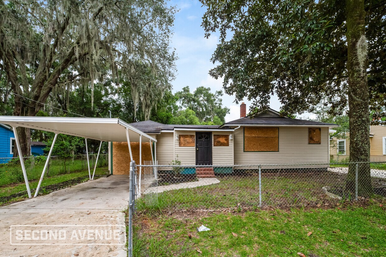 Primary Photo - 8727 5th Ave