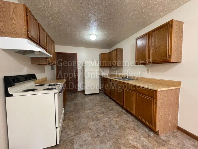Foto del edificio - Lake Country Gardens - Apartments for Rent in Waterport NY