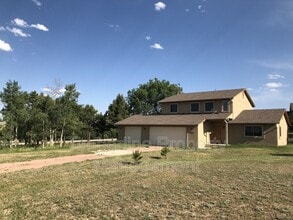 Building Photo - 17960 Bakers Farm Rd