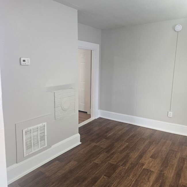 Foto del edificio - Auburn (186)