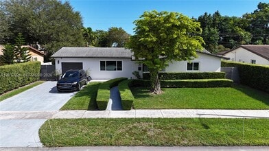 Building Photo - 5741 SW 95th Ct