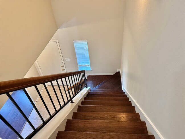 Building Photo - 2923 Cottonfield Way