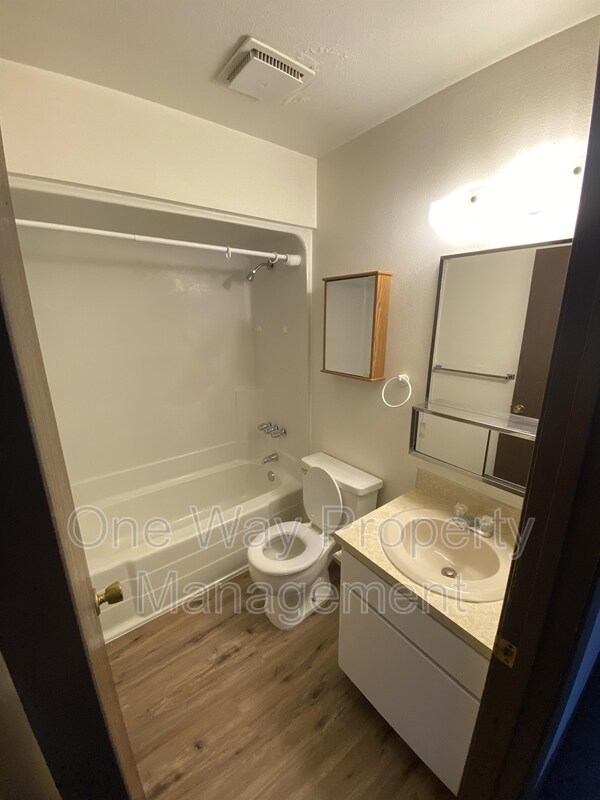 Foto del edificio - 2511 W 27th St