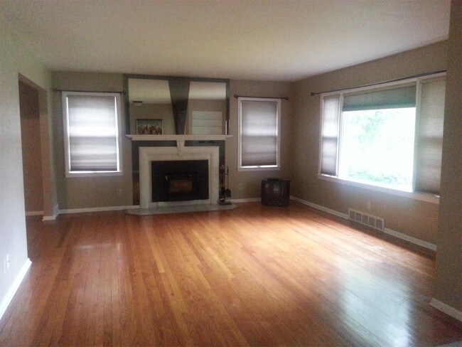 Foto del edificio - 407 N Prospect St
