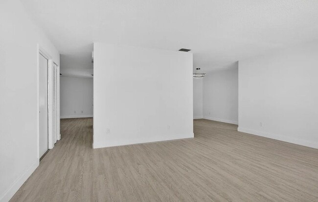 Building Photo - 11940 Cypress Key Way