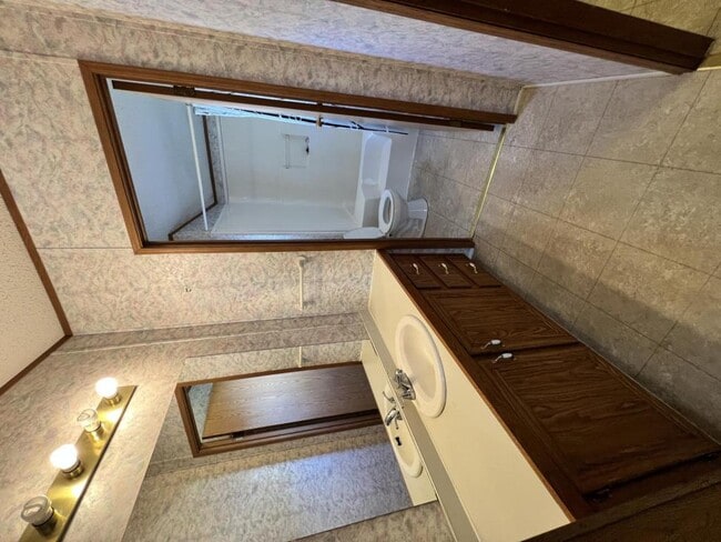Foto del edificio - 4677 W Ridge Dr