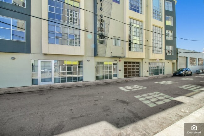 Building Photo - 128 Morris St Apt 9