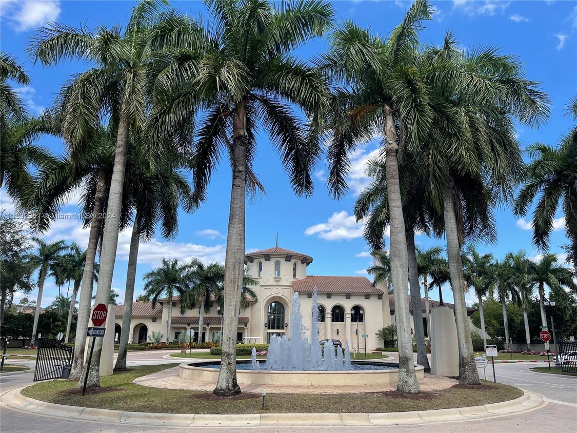 Foto principal - 3055 NW 126th Ave