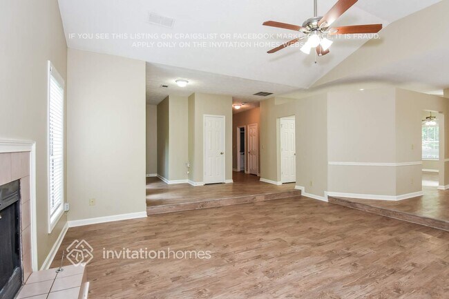 Foto del edificio - 2041 Stone Forest Dr