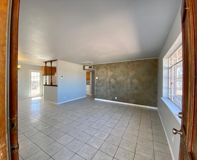 Building Photo - 2816 Dunoon Dr