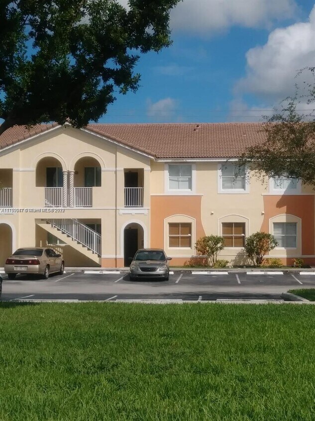 1658 SE 28th Ct Unit 207, Homestead, FL 33035 Condo for Rent in Homestead, FL