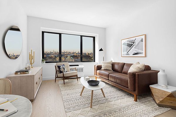 Foto principal - 475 Clermont Ave