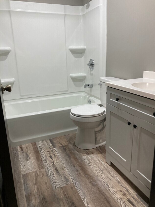 Foto principal - 770 E Robinson St