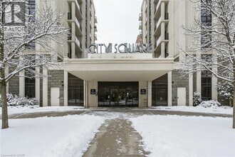 Building Photo - 81 Robinson St