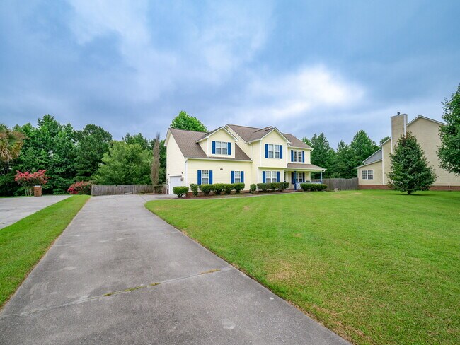 Building Photo - 176 E Ridge Ct